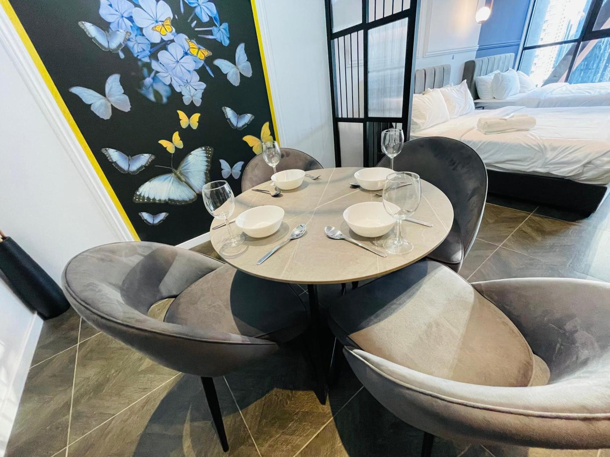 Scarletz Suites Klcc By Gc Luxury Suites Kuala Lumpur Zewnętrze zdjęcie